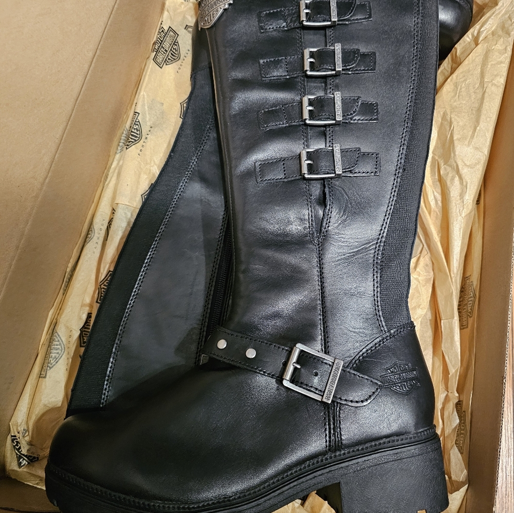 Harley Davidson Black Leather Knee-High Boots with Buckles - Picture 8 of 8